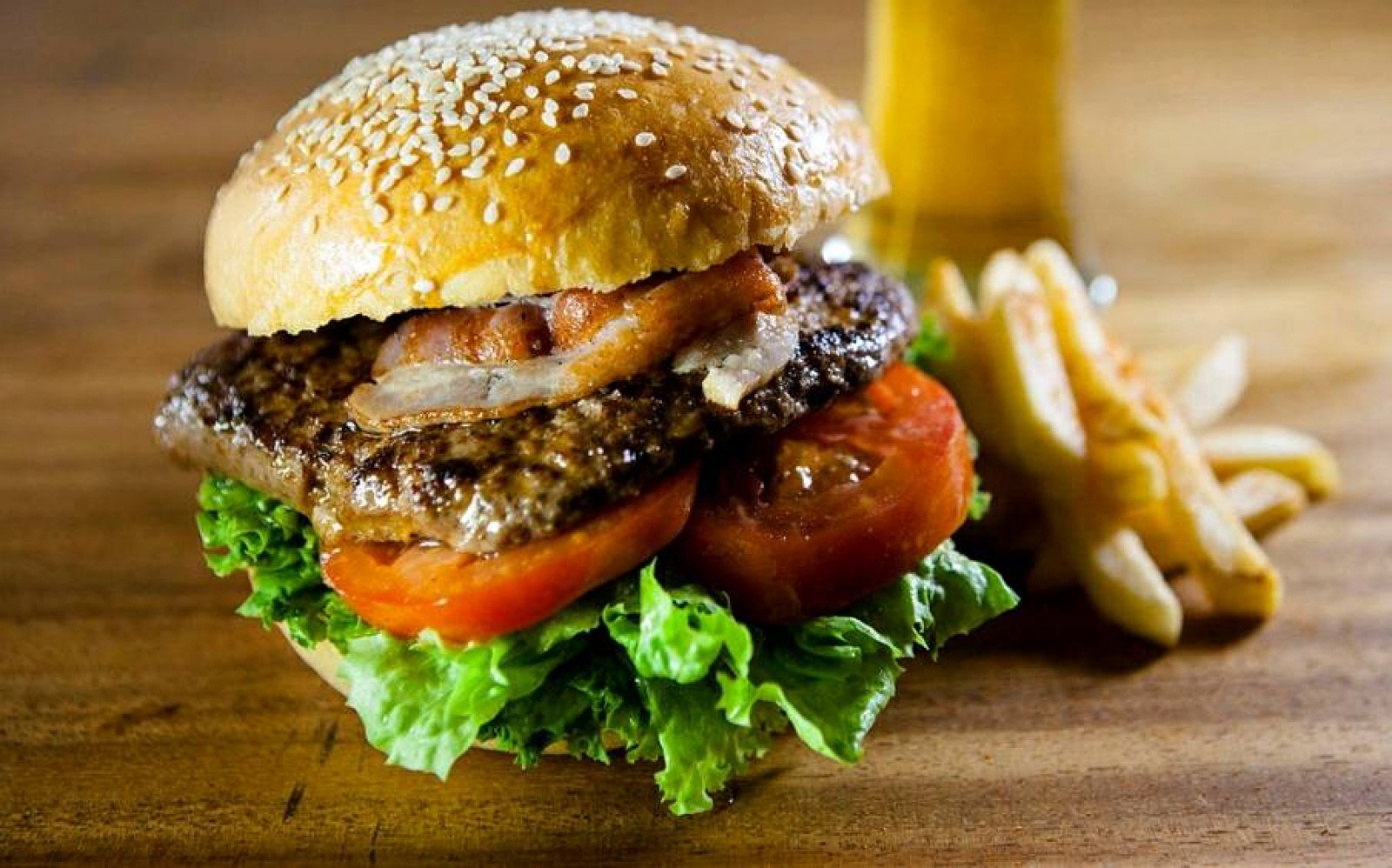 Restaurant  Toulon  Tables et comptoir