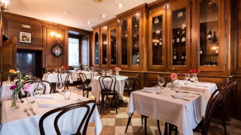 Réserver une table dans le meilleur restaurant gastronomique à nice dans les alpes maritimes 