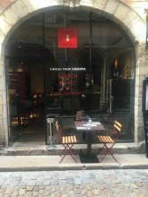 Où manger les meilleures spécialités lyonnaises à Lyon près de Saint Jean? 